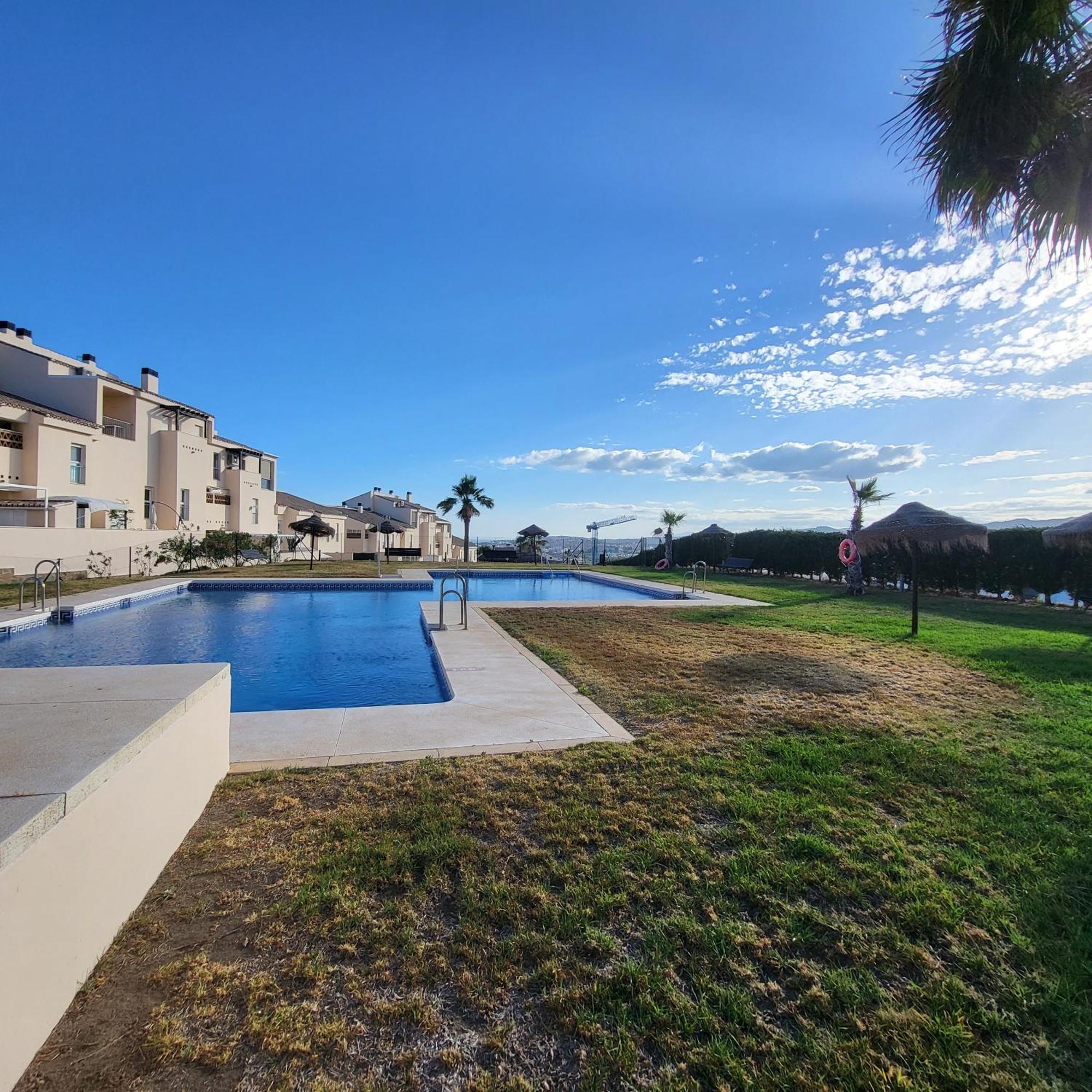 Golf En Baviera Con Vistas Al Mar Apartment Caleta De Velez Exterior photo